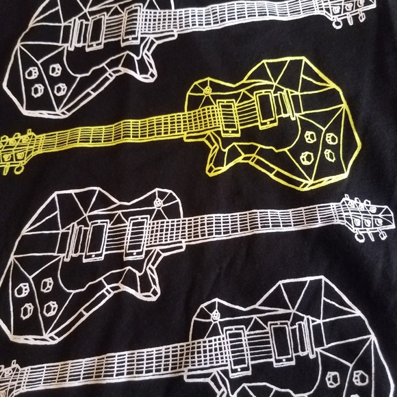 Place  guitar long sleeve top e1 - Picture 3 of 6